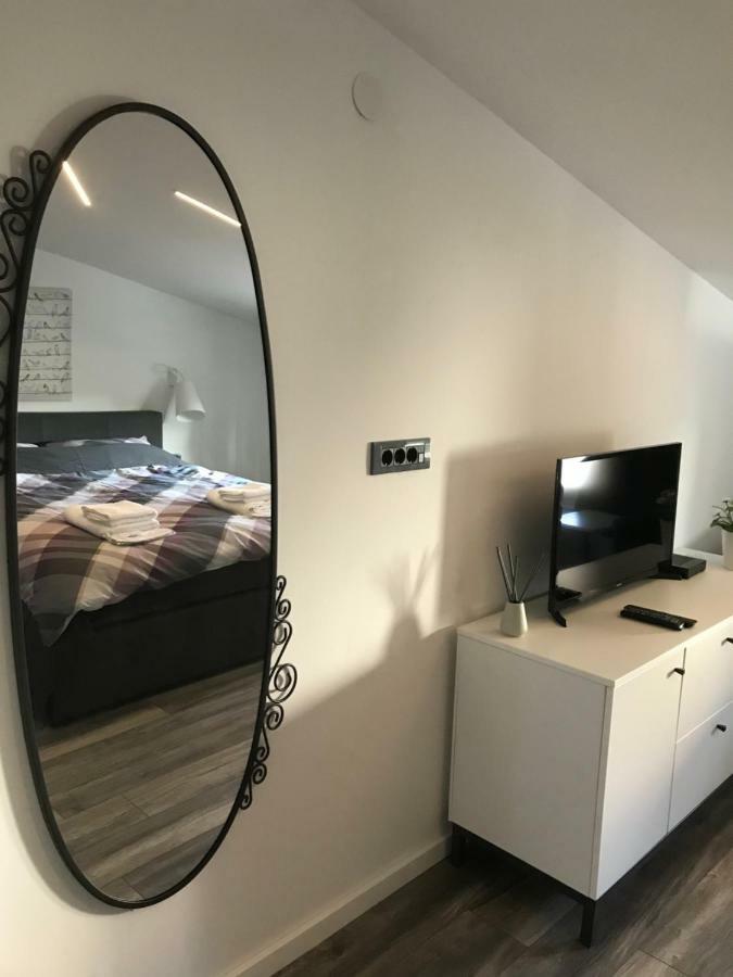 Grey Apartment Zagreb Buitenkant foto
